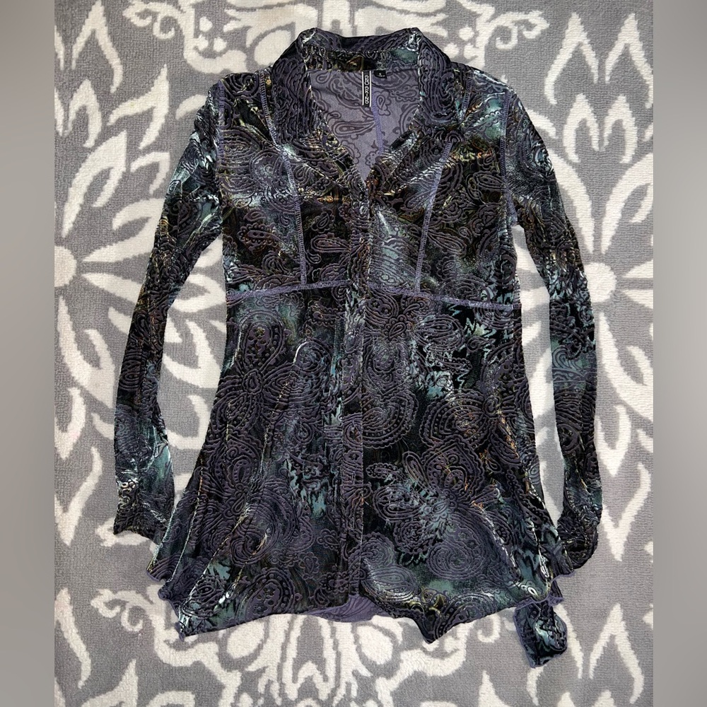 Sno Skins Shirt Size S Small Printed Burnout Stretch Velvet Button Down